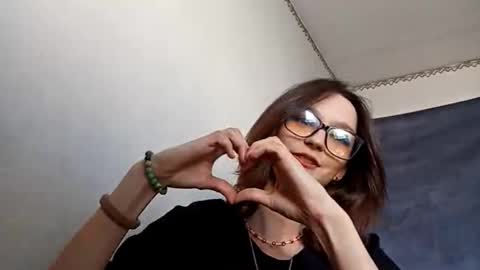 Adele online show from 03/14/26, 08:09