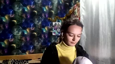 Adele online show from 04/14/26, 08:09