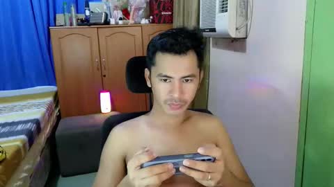 Snapshot of sachu01 chatting on 06/09/26, 10:05 Sachu01 online show from 06/09/26, 10:05