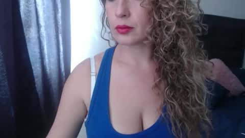 sacrletardiente online show from 02/04/26, 06:58