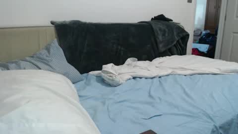 dadbod online show from 09/23/25, 05:05