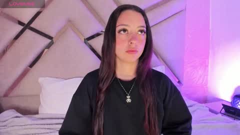    online show from 11/05/25, 08:47