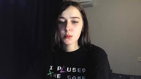 Snapshot of sademoface chatting on 02/26/25, 05:39 pluto online show from 02/26/25, 05:39