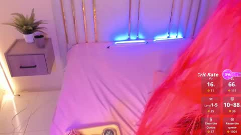 Snapshot of saekohofman chatting on 10/12/25, 04:11 Mara online show from 10/12/25, 04:11