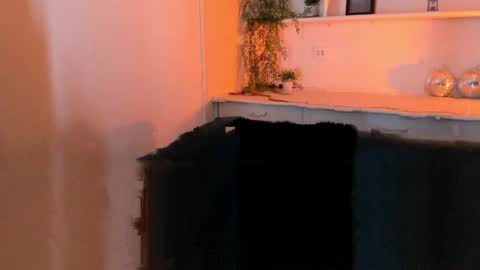 Cami online show from 04/21/26, 09:28