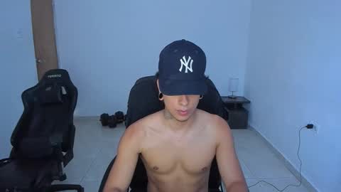 saenz_hotx online show from 12/16/25, 05:07