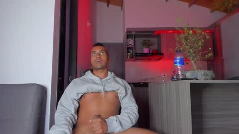 Snapshot of sag_1998 chatting on 12/10/24, 09:12 Sag online show from 12/10/24, 09:12