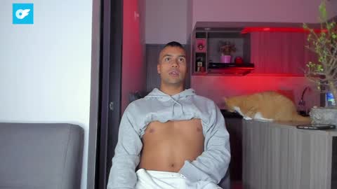 Snapshot of sag_1998 chatting on 01/05/25, 02:06 Sag online show from 01/05/25, 02:06