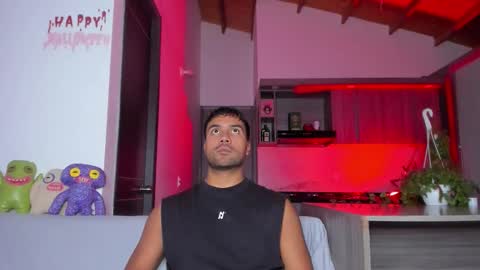 Snapshot of sag_1998 chatting on 11/09/25, 02:43 Sag online show from 11/09/25, 02:43