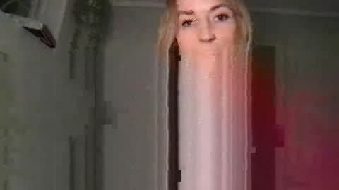 Jessica Sage online show from 12/15/24, 11:42