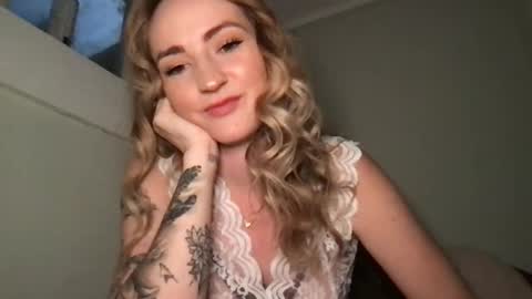 Jessica Sage online show from 12/20/24, 07:39