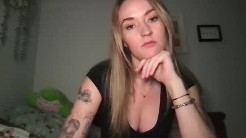 Jessica Sage online show from 12/27/24, 10:26