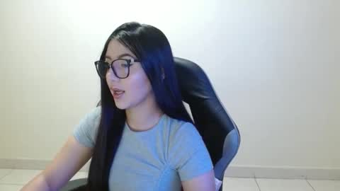 Sahaliefox  online show from 04/23/26, 06:10