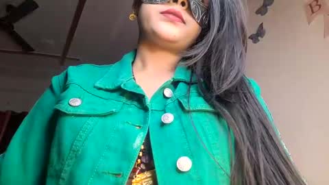 Snapshot of sahani2208 chatting on 12/05/24, 07:27 Queen Archana online show from 12/05/24, 07:27