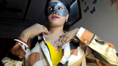 Snapshot of sahani2208 chatting on 12/06/24, 07:32 Queen Archana online show from 12/06/24, 07:32