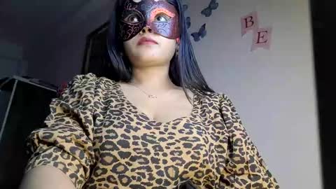 Snapshot of sahani2208 chatting on 12/26/24, 06:43 Queen Archana online show from 12/26/24, 06:43