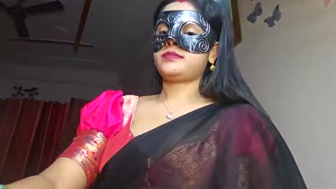 Snapshot of sahani2208 chatting on 01/11/25, 07:27 Queen Archana online show from 01/11/25, 07:27