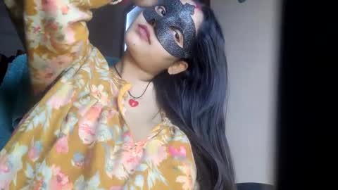 Snapshot of sahani2208 chatting on 01/27/25, 09:13 Queen Archana online show from 01/27/25, 09:13