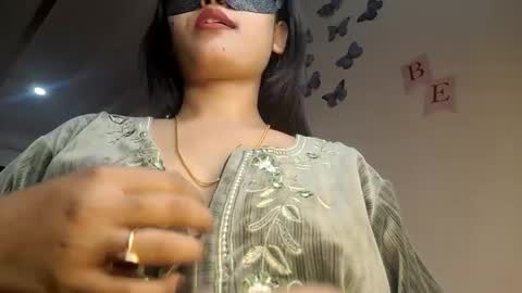 Snapshot of sahani2208 chatting on 02/02/25, 09:30 Queen Archana online show from 02/02/25, 09:30