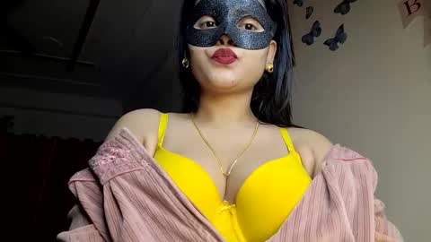 Snapshot of sahani2208 chatting on 02/02/25, 06:31 Queen Archana online show from 02/02/25, 06:31