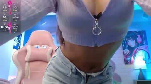 Snapshot of sahhara_ chatting on 06/17/26, 07:59 Hailey jonnes online show from 06/17/26, 07:59