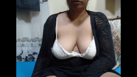 sahobelle online show from 10/13/25, 11:38