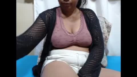 Snapshot of sahobelle chatting on 06/09/26, 02:12 sahobelle online show from 06/09/26, 02:12