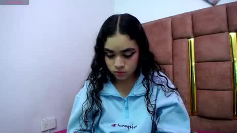 sara online show from 02/05/26, 04:39