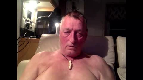 sail_naked online show from 12/18/25, 09:10