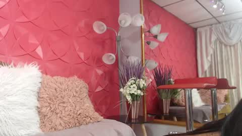 Snapshot of sailontyns chatting on 02/26/25, 08:11 Sailon online show from 02/26/25, 08:11