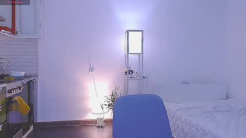 Sofia online show from 04/18/26, 01:53