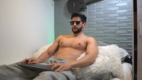 saimon  online show from 01/28/25, 12:05