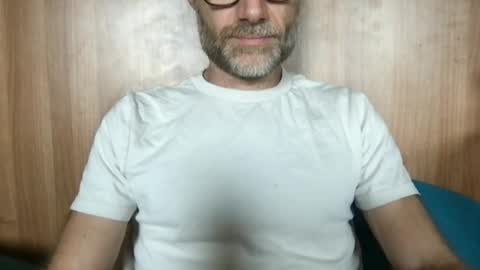 Snapshot of saint009 chatting on 07/10/26, 01:03 saint009 online show from 07/10/26, 01:03
