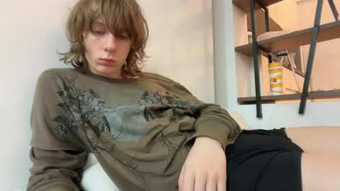 saintfawn online show from 04/21/26, 12:12