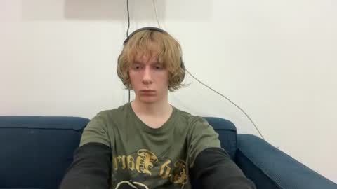 Snapshot of saintfawn chatting on 07/28/26, 04:39 saintfawn online show from 07/28/26, 04:39