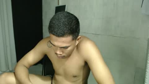 Taylor online show from 10/25/25, 06:57