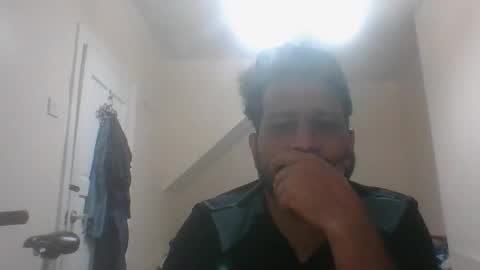 Snapshot of sajj07 chatting on 04/18/26, 01:42 sajj07 online show from 04/18/26, 01:42