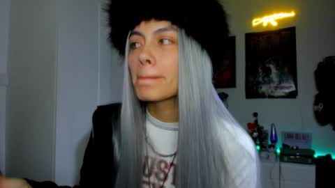 Snapshot of sakaexxx chatting on 01/30/25, 05:41    online show from 01/30/25, 05:41