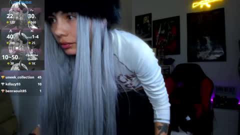 Snapshot of sakaexxx chatting on 01/30/25, 08:43    online show from 01/30/25, 08:43