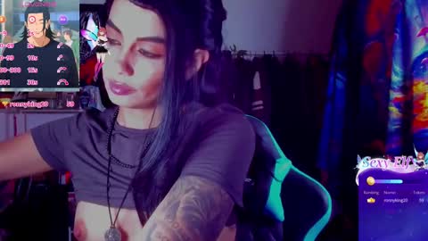 Snapshot of sakaexxx chatting on 03/12/25, 12:20    online show from 03/12/25, 12:20