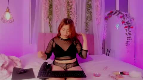 sakura_lux online show from 04/23/26, 12:51