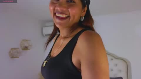 Salura online show from 05/05/26, 04:04