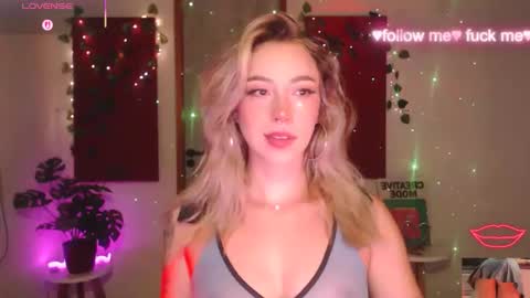 Sakura online show from 04/02/26, 09:51