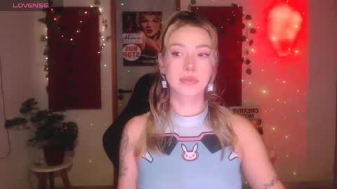 Sakura online show from 04/22/26, 09:22