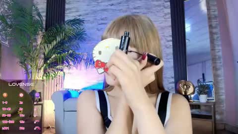 Snapshot of sakuramoss chatting on 01/08/26, 11:45 Sakura Moss online show from 01/08/26, 11:45