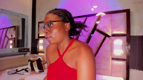 salem_rosee online show from 04/23/26, 01:40