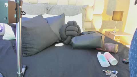 Salem online show from 09/29/25, 11:37