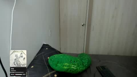 Sam online show from 04/21/26, 08:01