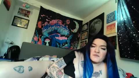 Snapshot of salemsslut chatting on 01/06/25, 04:23 salemsslut online show from 01/06/25, 04:23