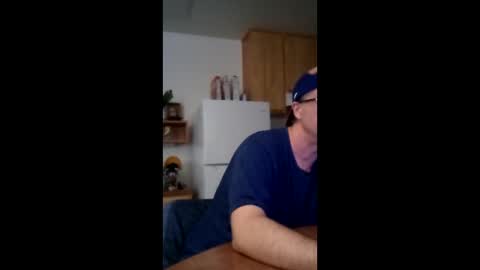 Snapshot of salis1981 chatting on 05/16/26, 08:18 salis1981 online show from 05/16/26, 08:18
